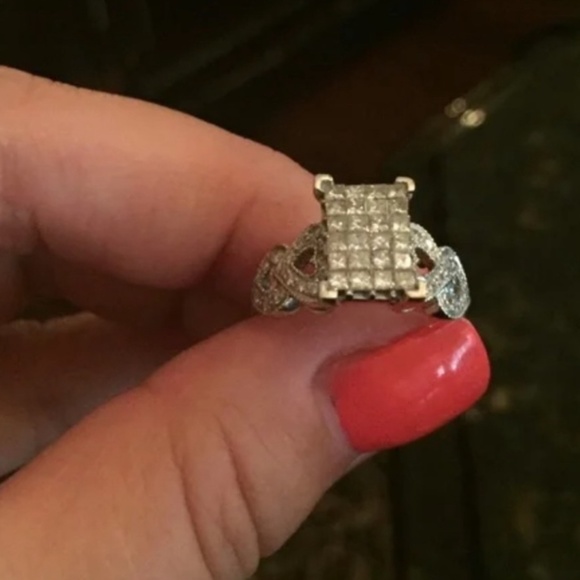 Magnificent! *ESTATE* 14k WG Natural Diamond Heart Cluster Cocktail Ring - Picture 11 of 16